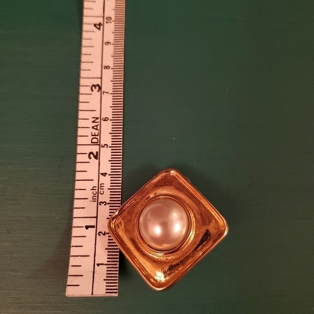 Vtg. Park Lane Gold Tone LargeFaux Pearl Clip On Earrings And Bracelet Runway - Picture 7 of 8